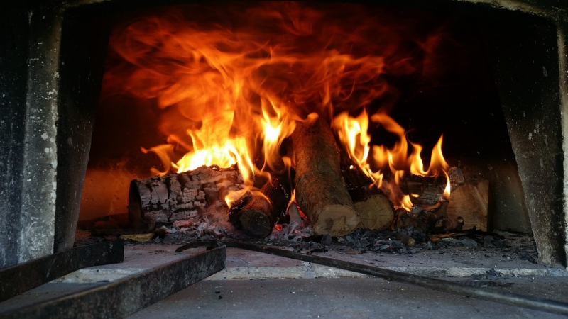 pizzeria-CHATEAUNEUF GRASSE-min_wood-fired-oven-1960099